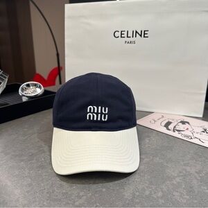 miu miu baseball bat